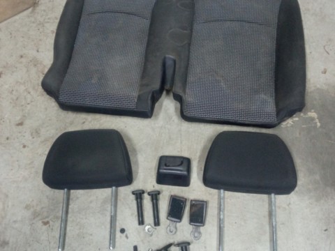 A0009110537 7678689 8304098 SEAT for MB VITO 2012