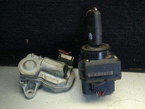 HVW9065452608 HVW9064620030 IGNITION SWITCH for VW