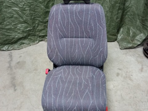 Front driver seat for SPRINTER