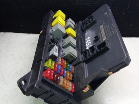A9065453001 A9065450401 fusebox & sam control module for MB